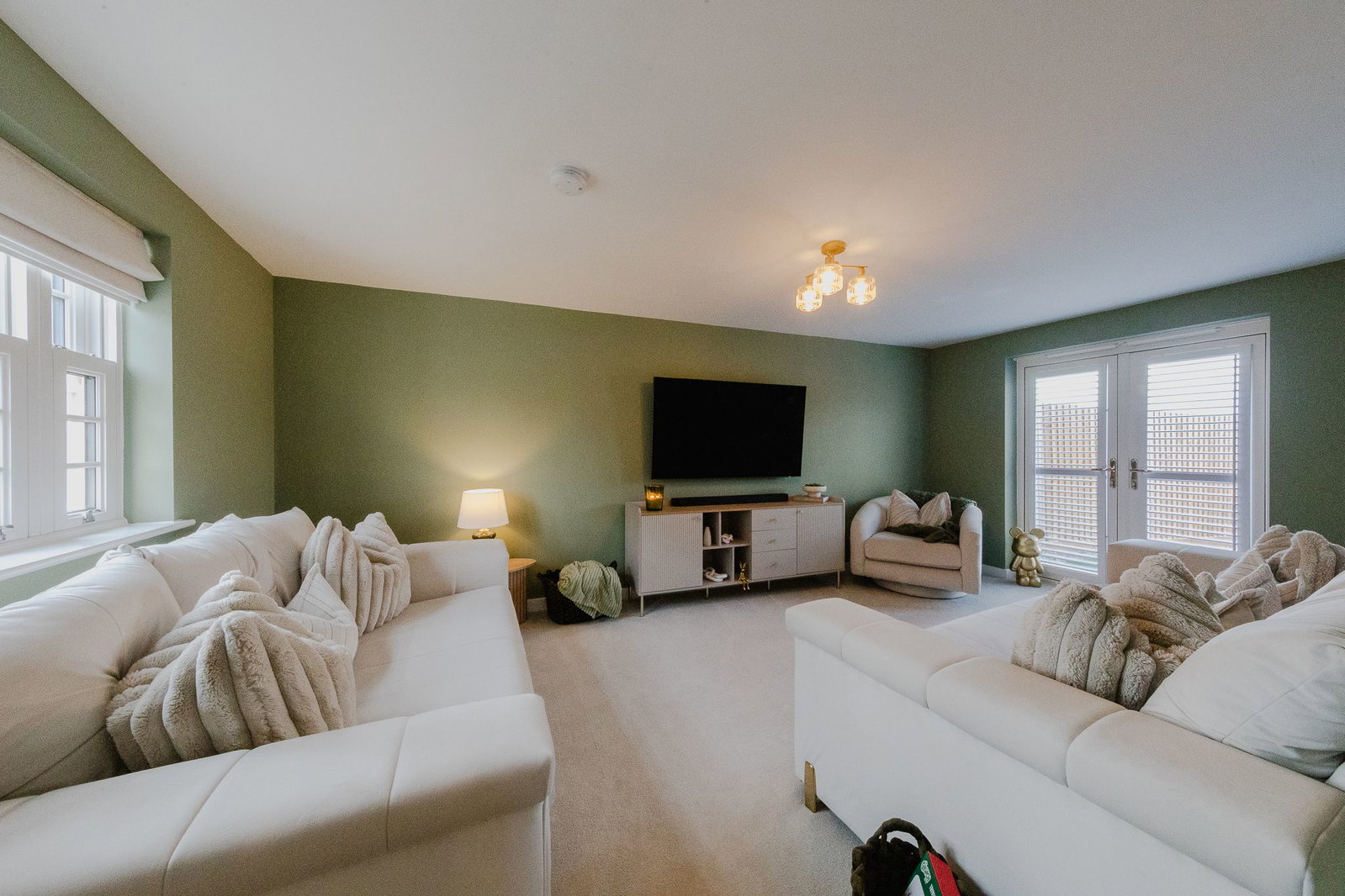Semi Detached House for sale in Towcester, Yeoman Road, Towcester, NN12, 998 m²