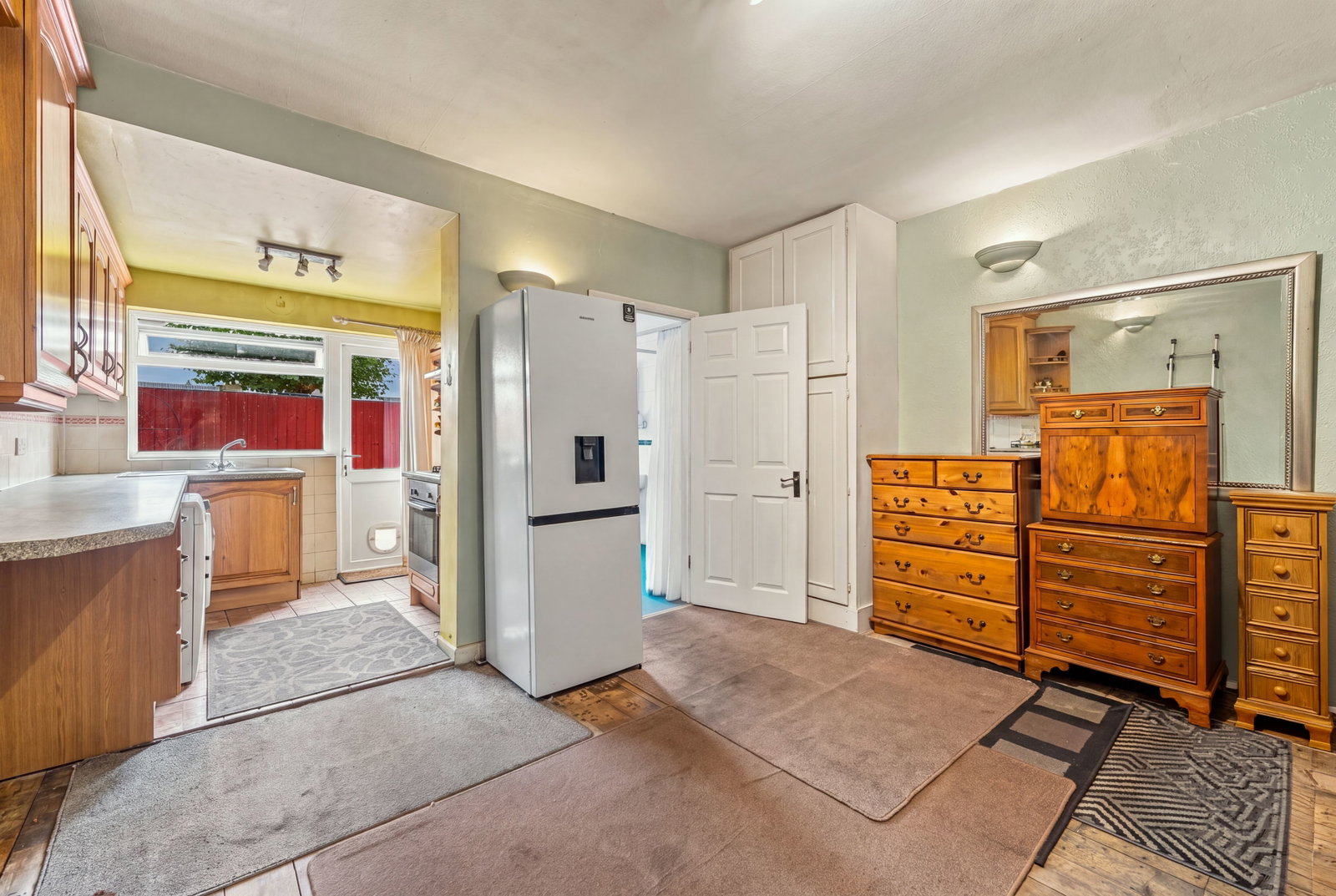 Terraced House for sale in Twickenham, Camac Road, Twickenham