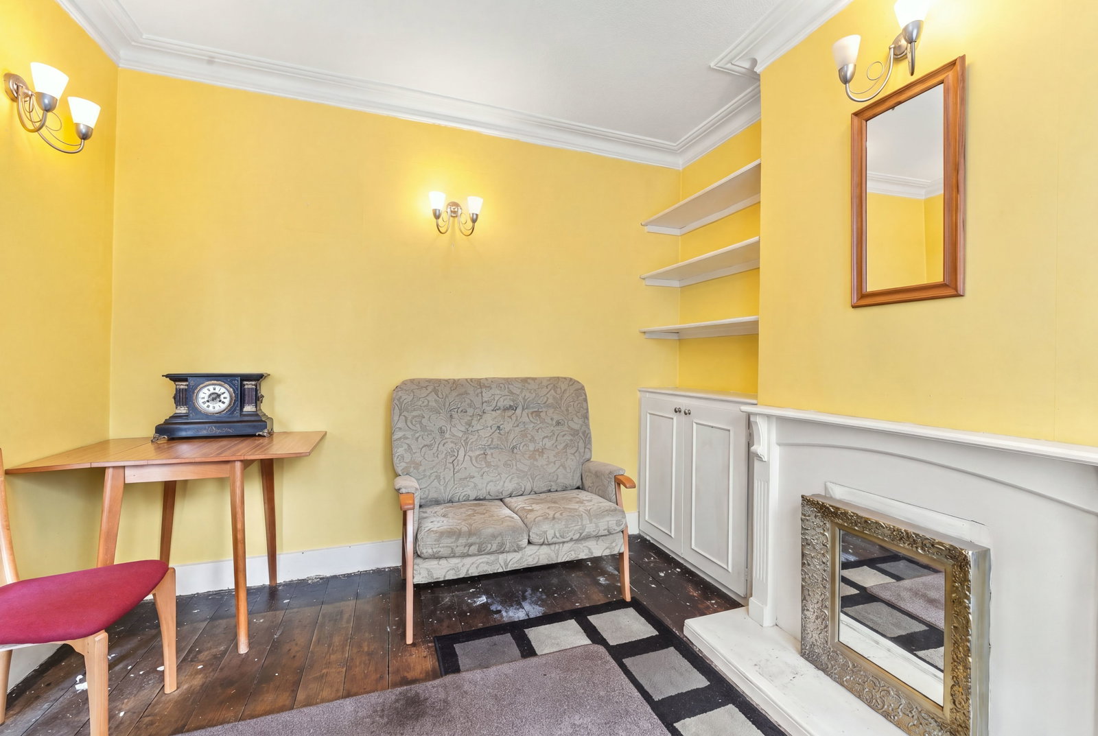 Terraced House for sale in Twickenham, Camac Road, Twickenham