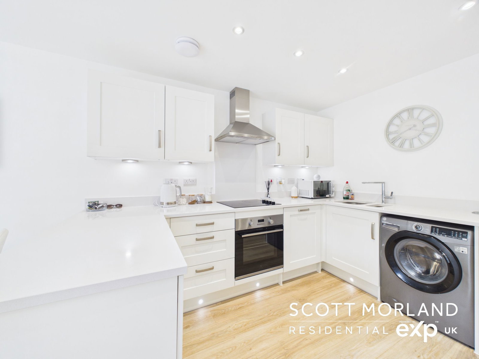 Detached House in Basingstoke  4