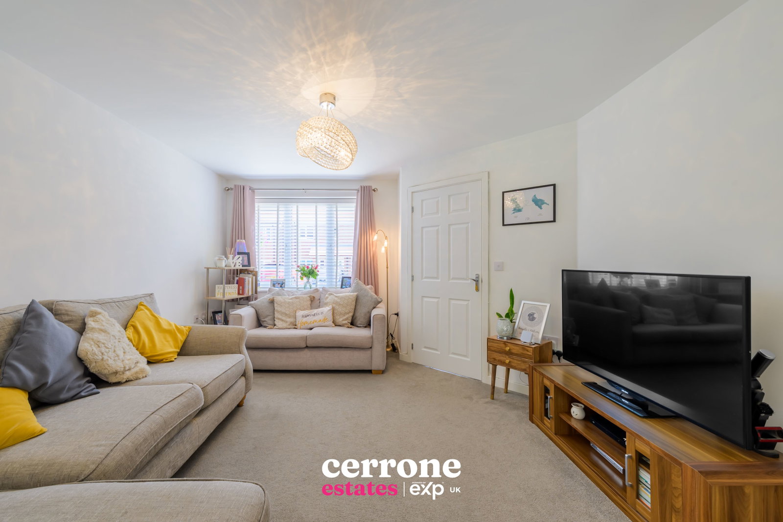 Semi Detached House in Redditch 5