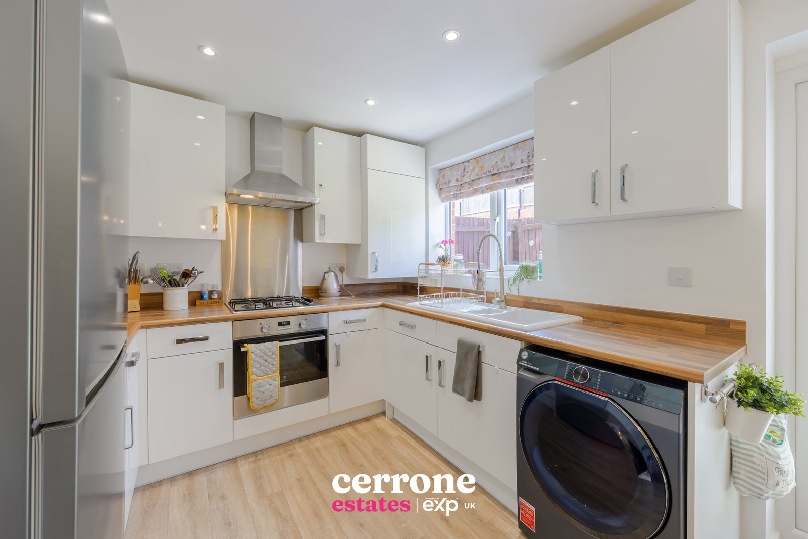 Semi Detached House for sale in Redditch, Laceby Close, Redditch, B97 6BZ, 860 m²