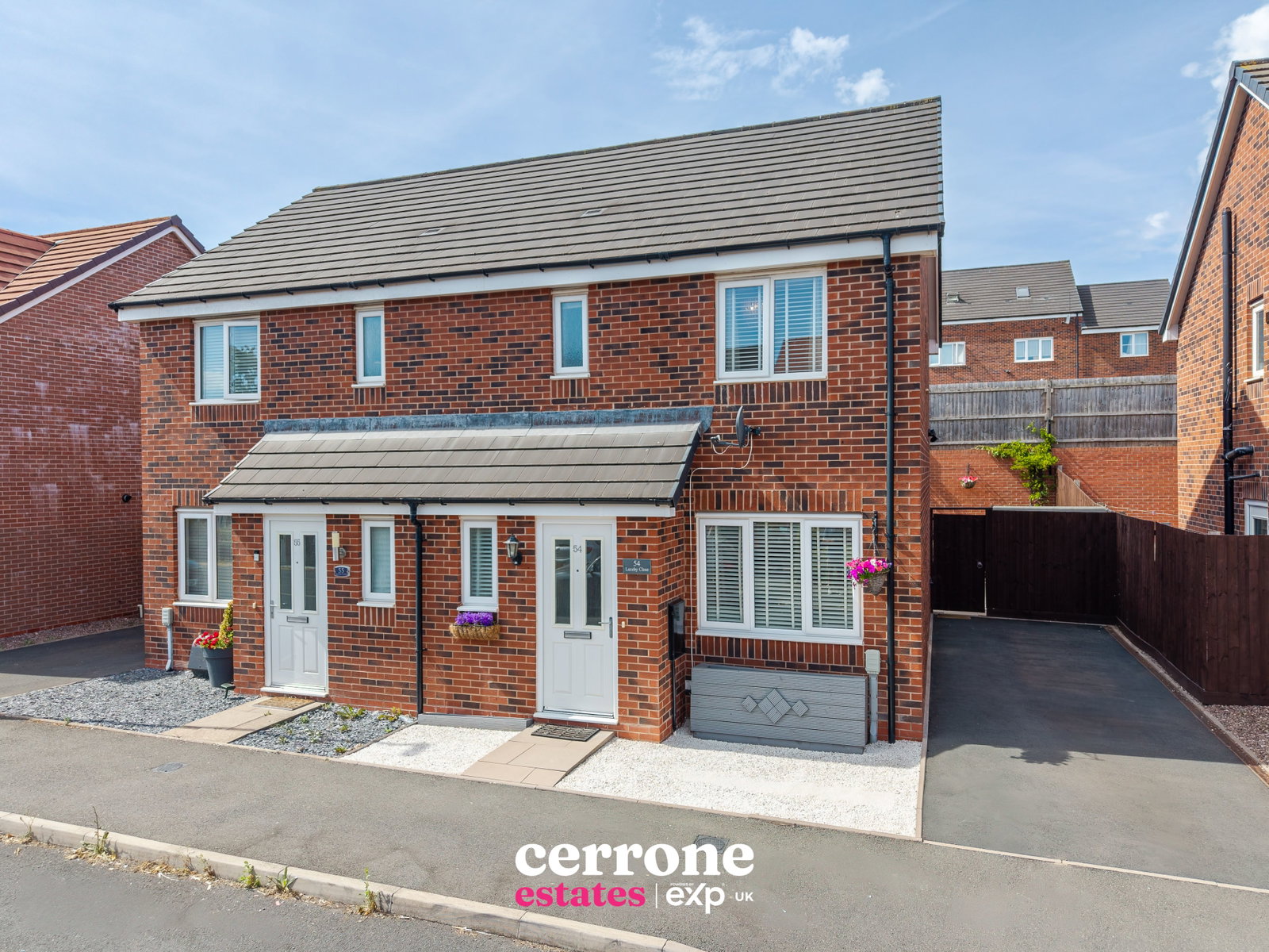 Semi Detached House in Redditch