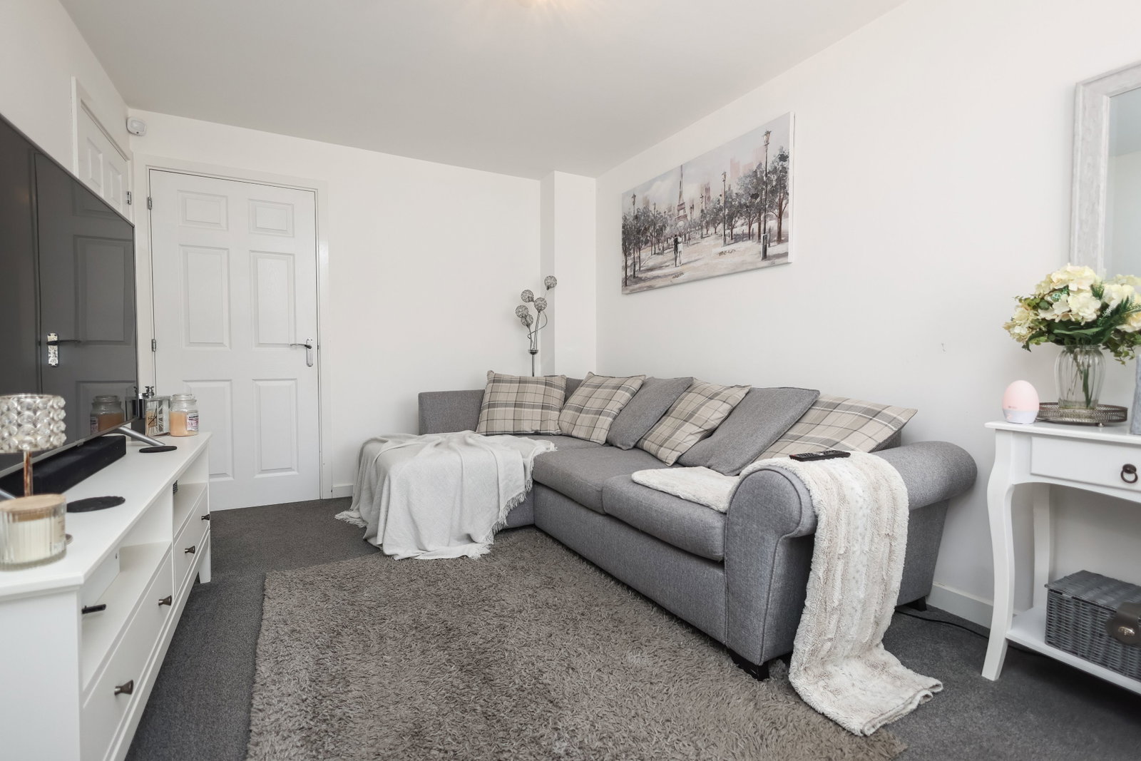 Semi Detached House in Redditch 4