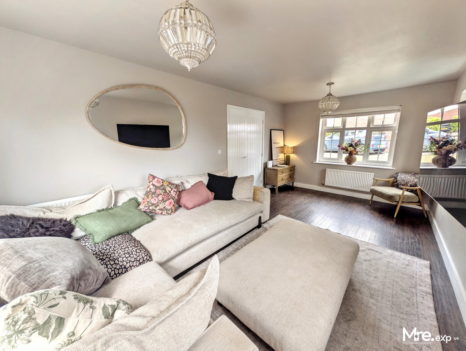 Detached House in Swansea