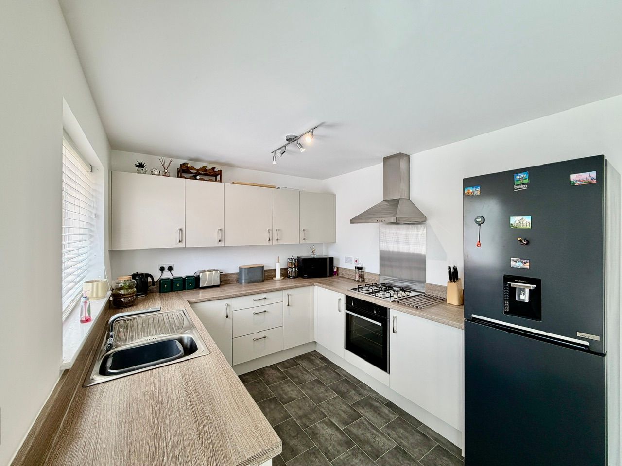 Semi Detached House in Blackwood 2