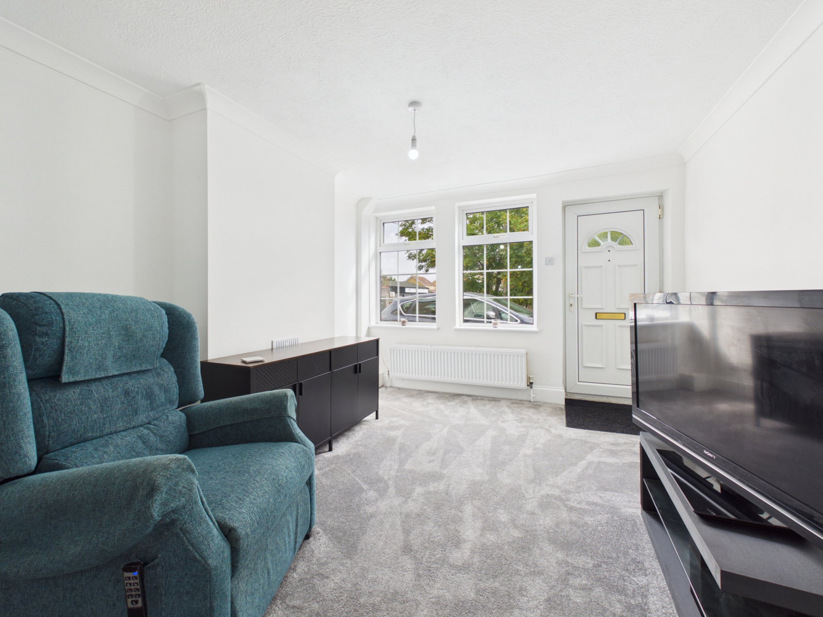 End Of Terrace House for sale in Rochester, Church Street, Hoo, Rochester, ME3 9AH, 706 m²