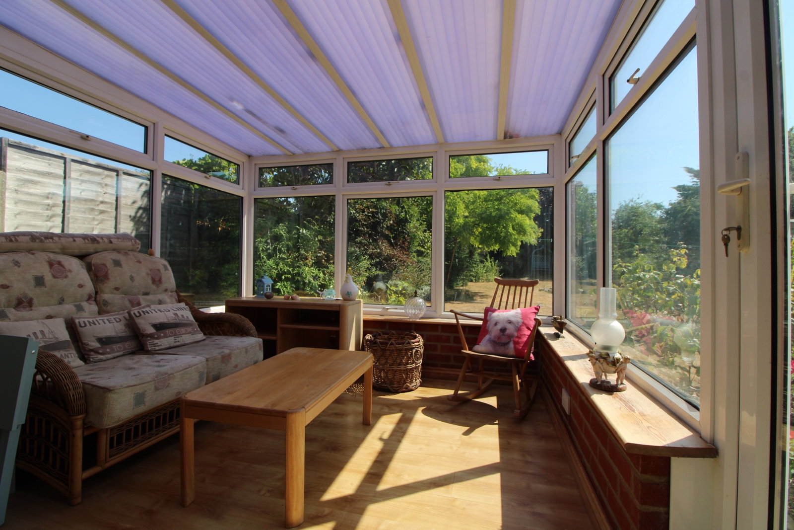 Bungalow in Margate 5