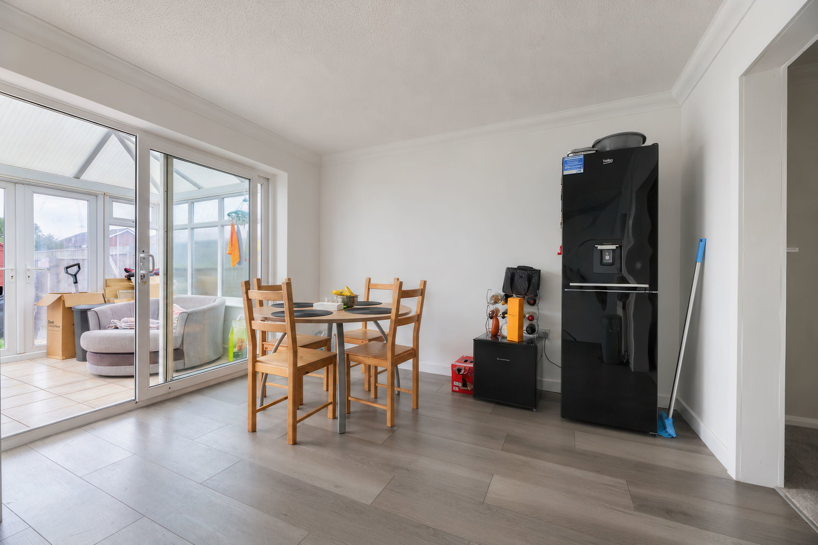 Semi Detached House for sale in Earith, School Road, Earith, Cambridgeshire, PE28 3QB, 979 m²