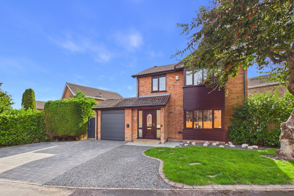 Detached House for sale in Lincoln, 4 Manor Court, Nettleham, Lincoln, LN2 2XQ, 1242 m²