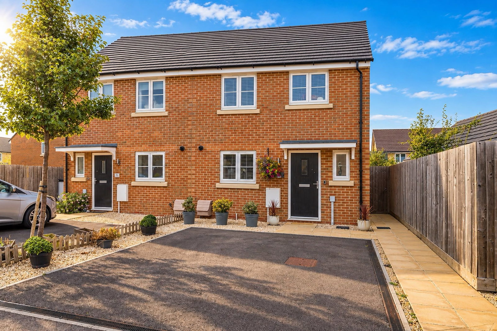 Semi Detached House for sale in Cheltenham,, Poppy Drive, Bishops Cleeve, Cheltenham, GL52
