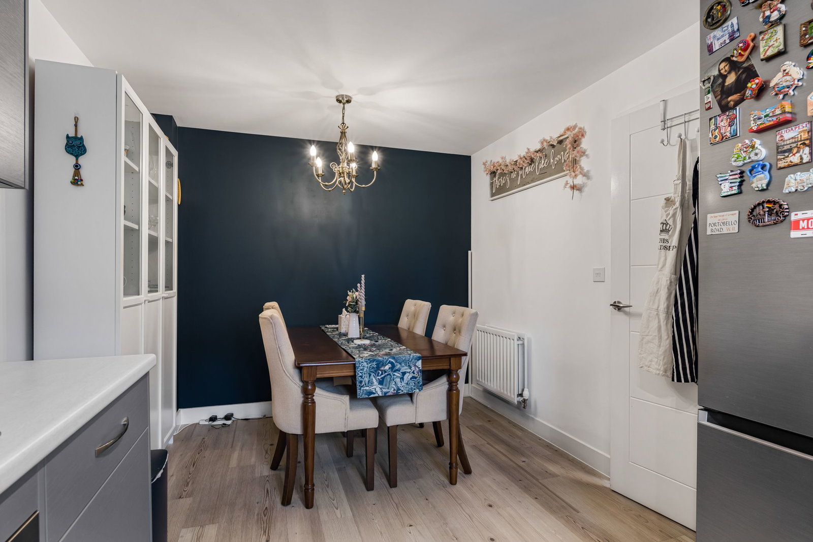 Semi Detached House for sale in Cheltenham,, Poppy Drive, Bishops Cleeve, Cheltenham, GL52