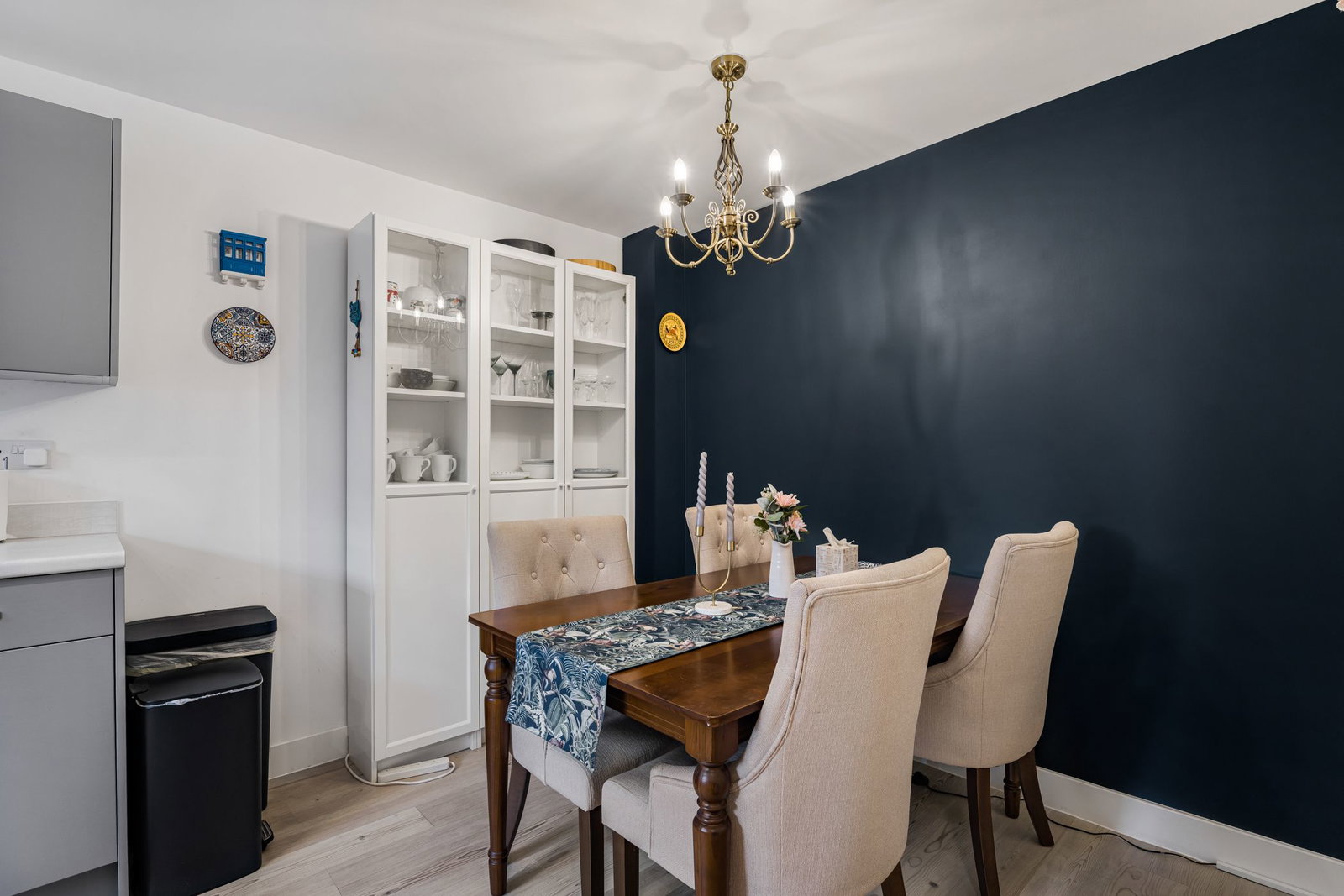 Semi Detached House for sale in Cheltenham,, Poppy Drive, Bishops Cleeve, Cheltenham, GL52