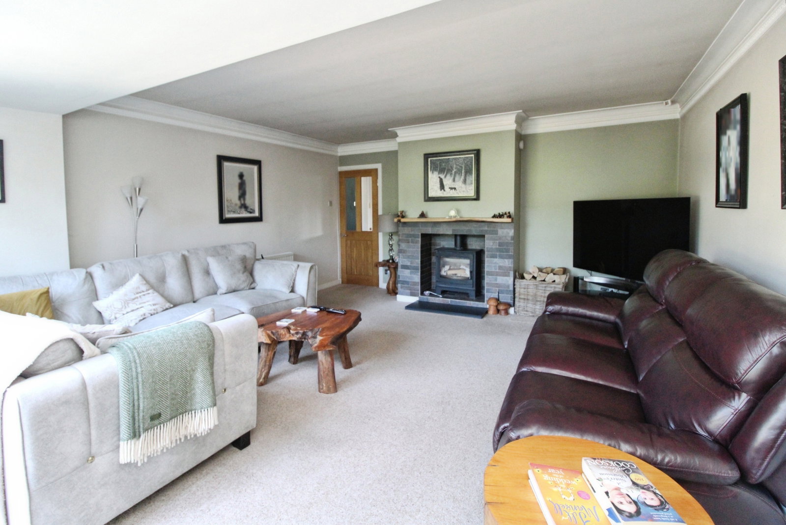 Bungalow in Ryton 3