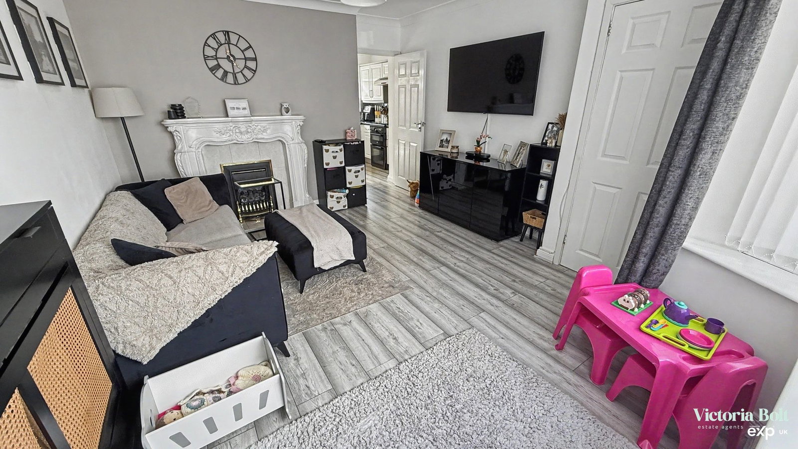 Semi Detached House for sale in Plymouth, Woodland Drive, Plympton, 990 m²