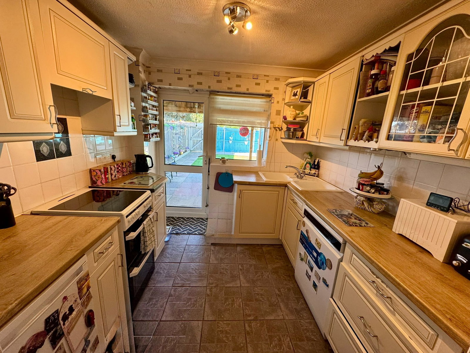 Semi Detached House for sale in Romney Marsh, Salthouse Close, Brookland, Romney Marsh, TN29