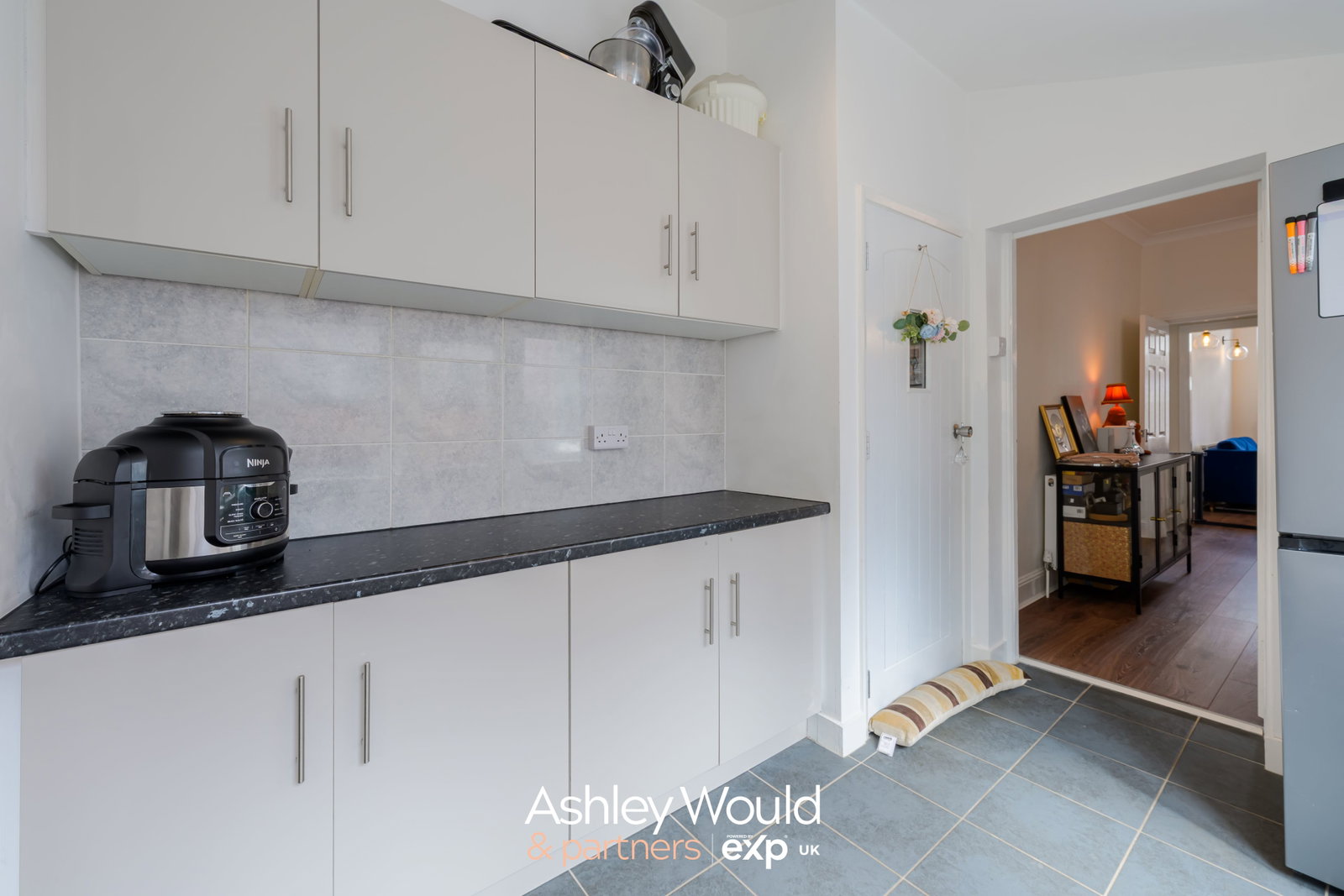 Terraced House for sale in Halesowen, Long Lane, Halesowen, B62 9JX