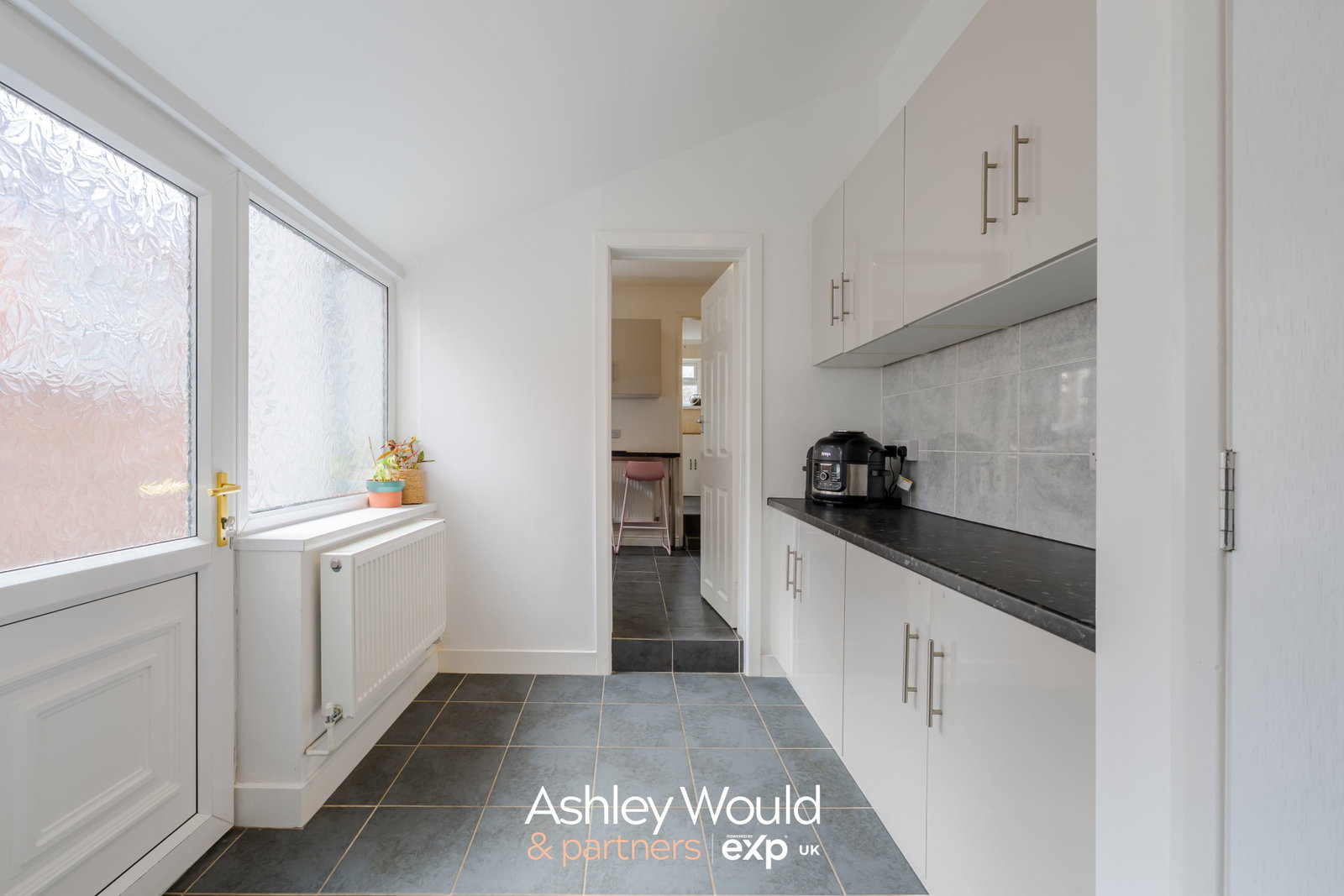 Terraced House in Halesowen 5