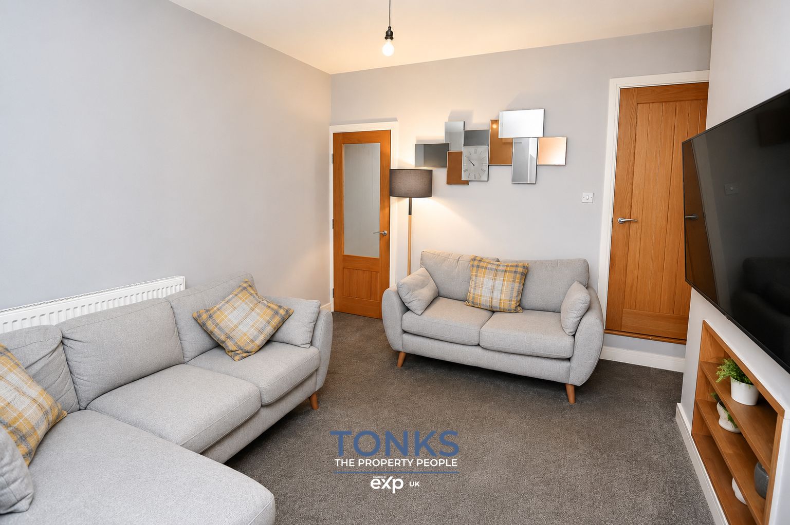 Terraced House for sale in Halesowen, Stourbridge Road, Halesowen, B63 3US