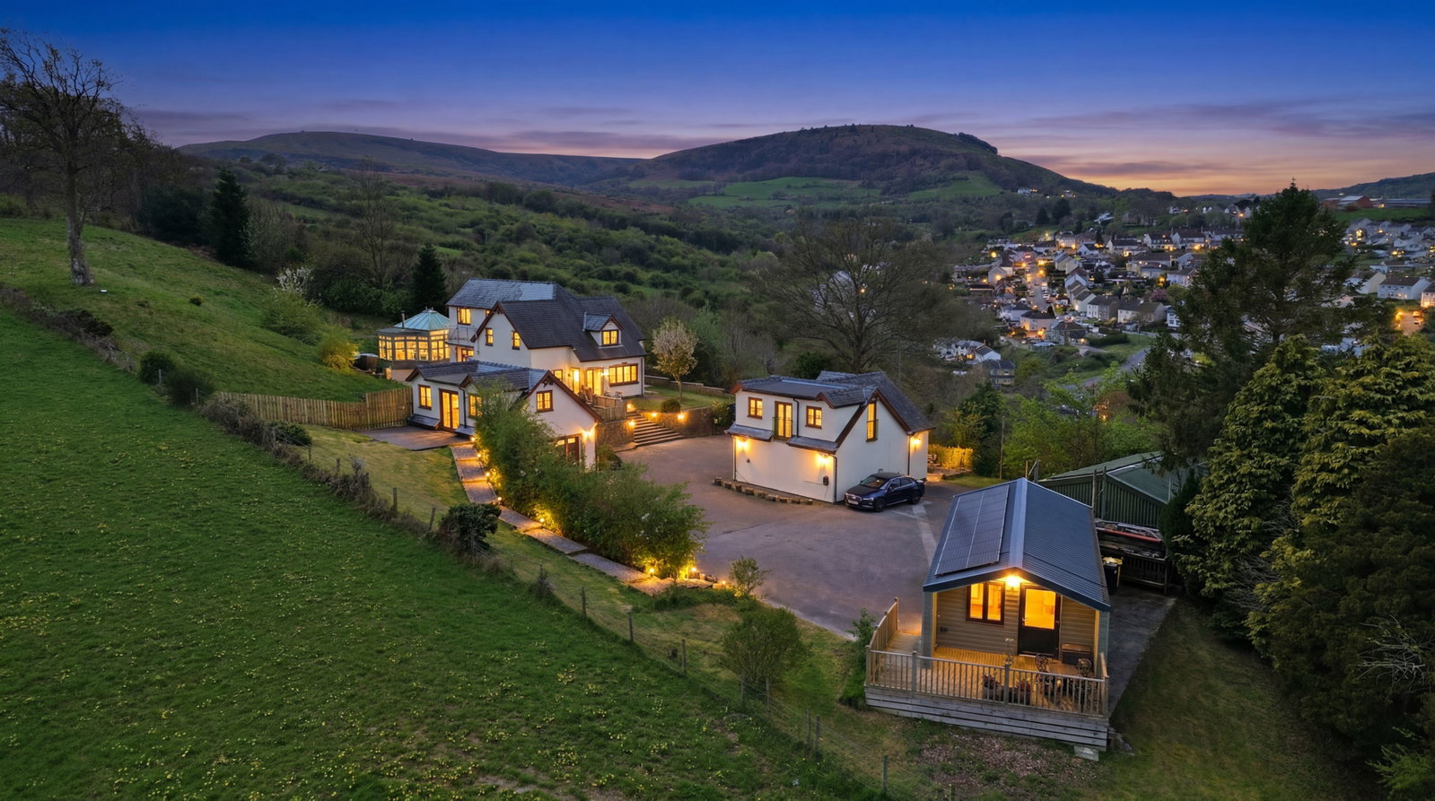Detached House in Pontypool