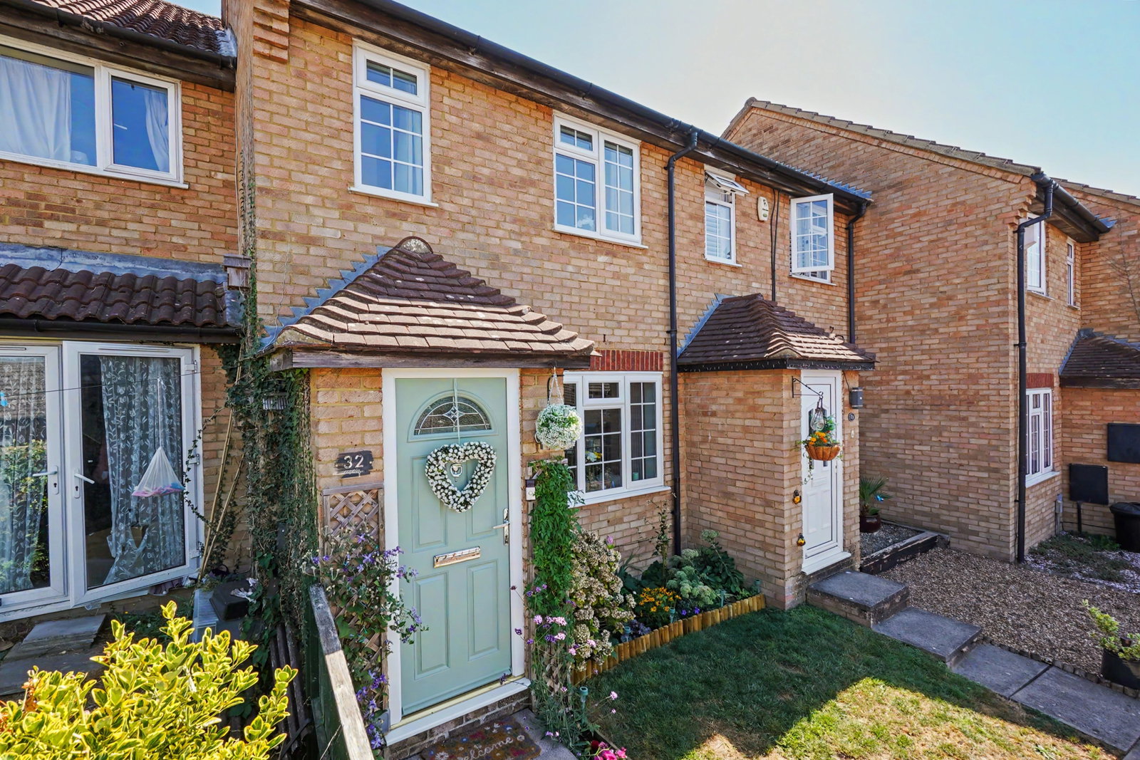 Terraced House for sale in Chatham, Christie Close, Walderslade, Chatham, ME5 7NG, 605 m²