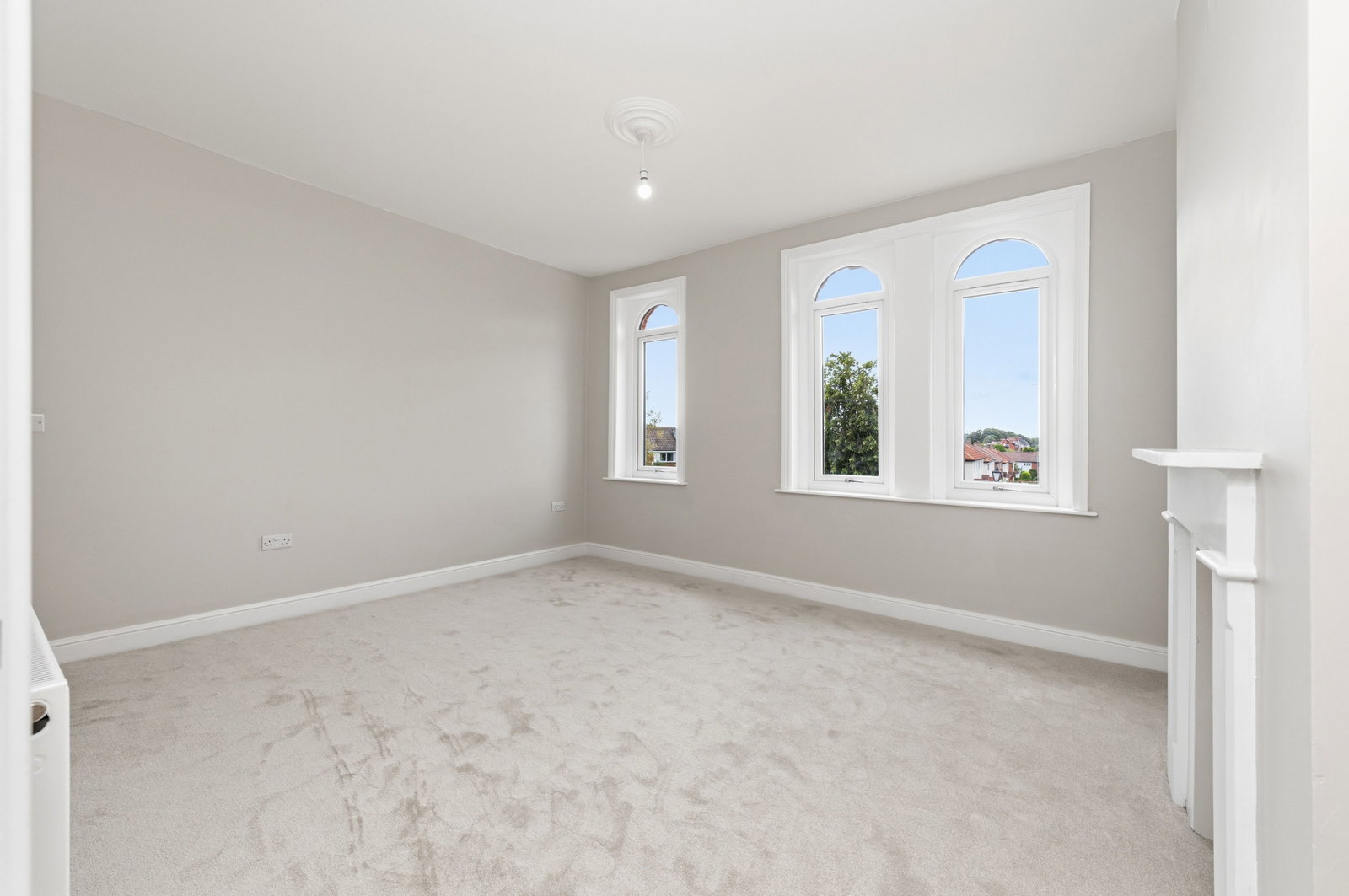 Semi Detached House for sale in Leeds, Barwick Road, Leeds, LS15 8SE, 852 m²
