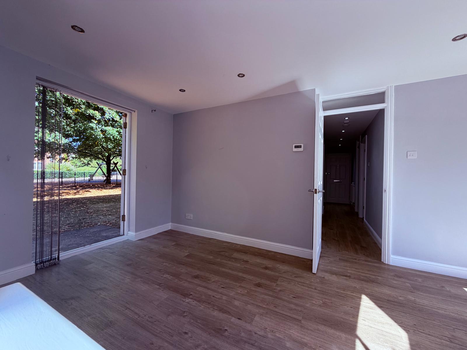 Ground Floor Flat for sale in West Malling, Sturmer Court, Kings Hill, 587 m²
