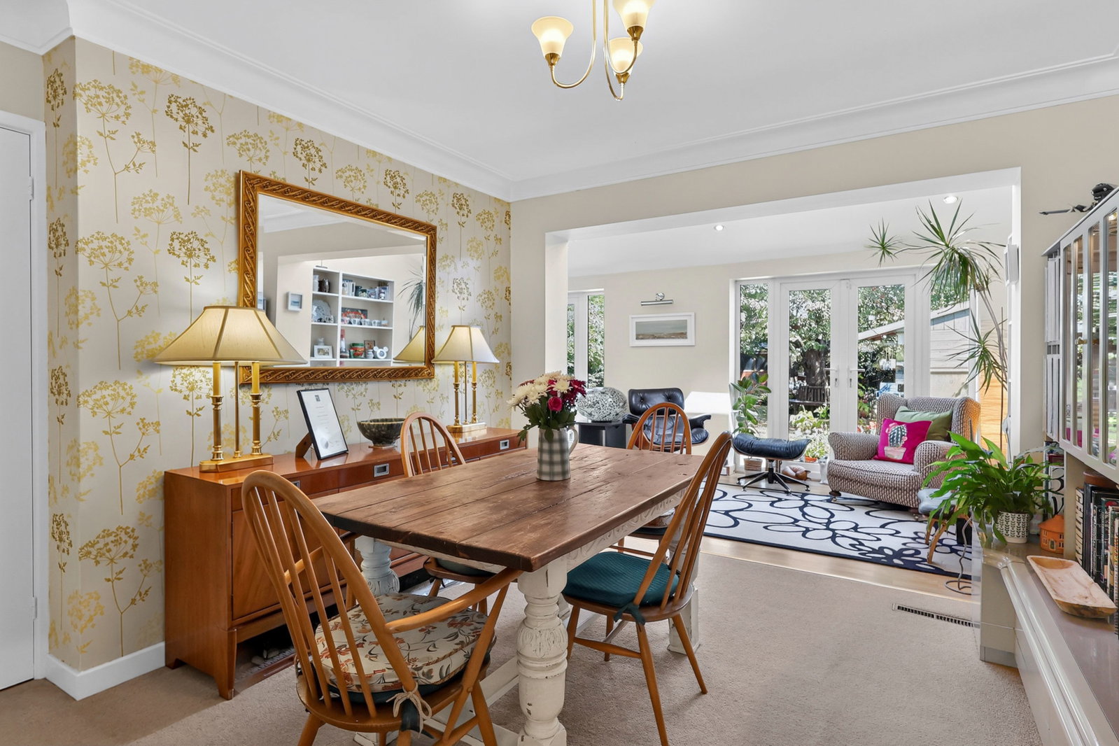 Detached House in Thorpe Bay 3