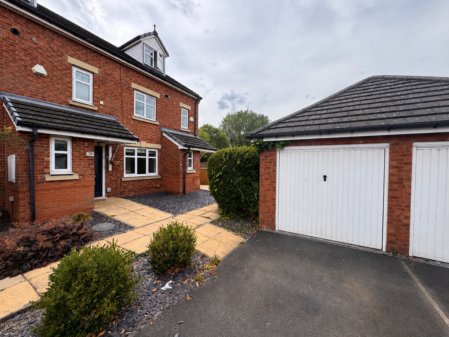 Town House in St. Helens