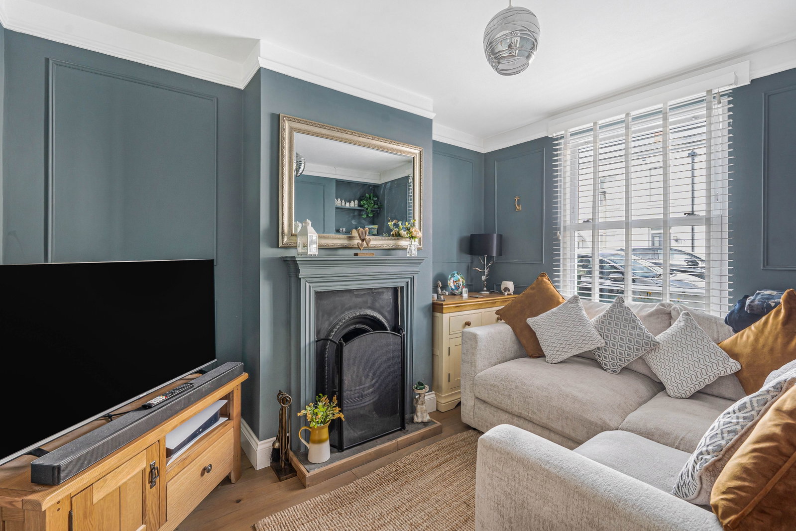 Terraced House in Cheltenham 2