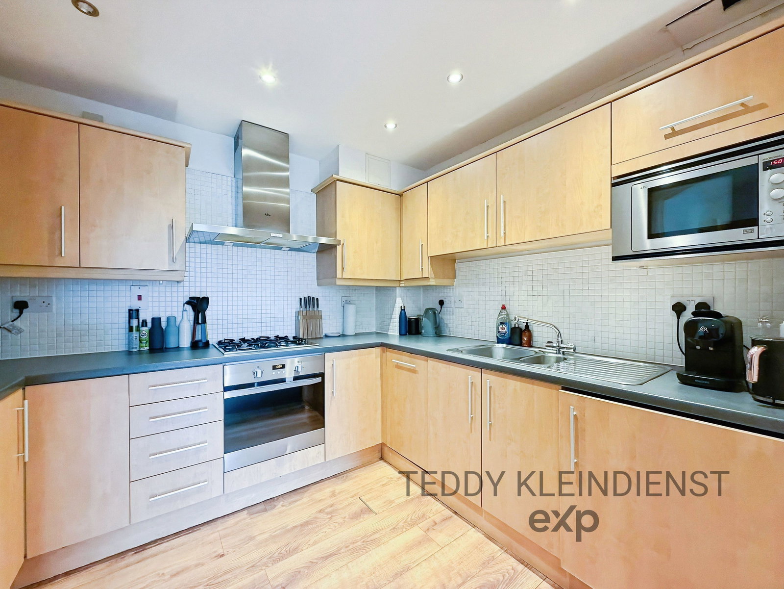 Apartment for sale in Kingston Upon Thames, Skerne Walk, Kingston Upon Thames, KT2 5LQ