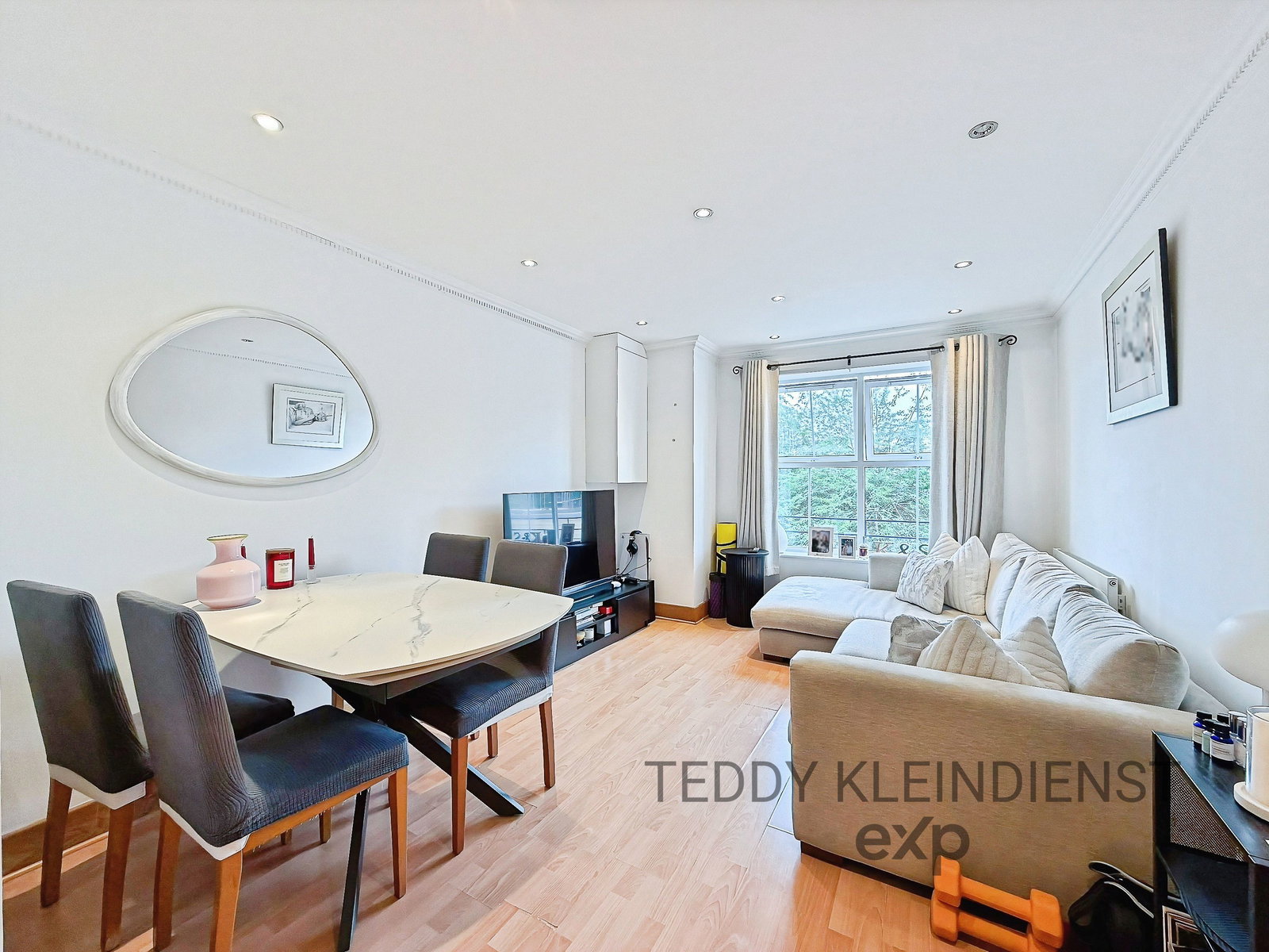 Apartment for sale in Kingston Upon Thames, Skerne Walk, Kingston Upon Thames, KT2 5LQ