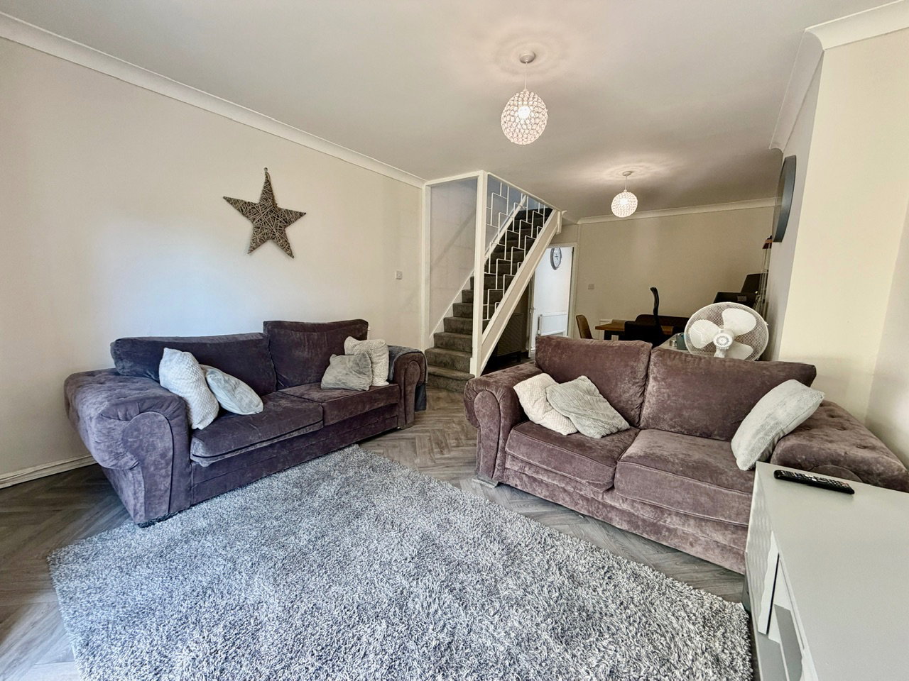 Terraced House for sale in Blackwood, Woodfield Park Crescent, Woodfieldside, Blackwood, NP12 0BX, 743 m²