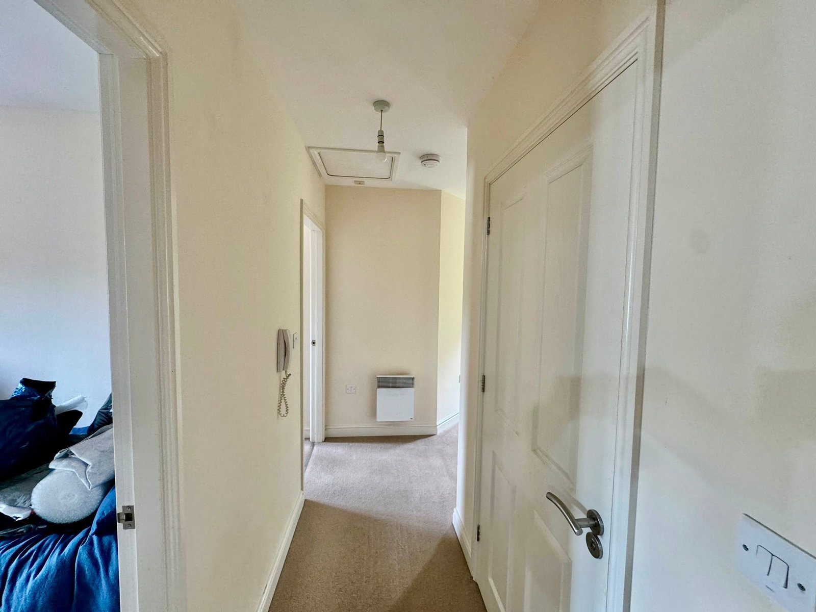 Flat in Ebbw Vale 4