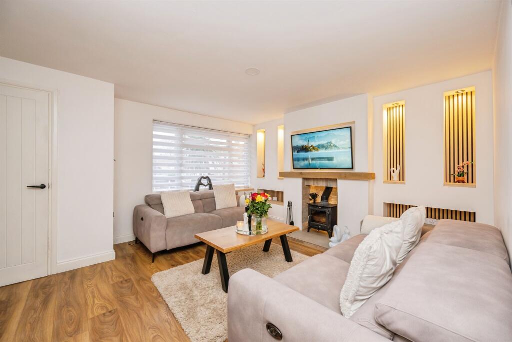 Semi Detached House in Rugeley