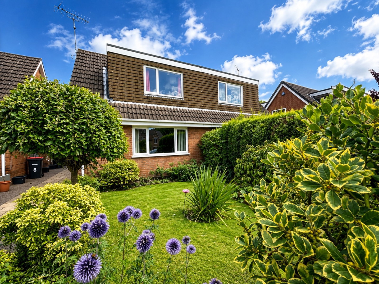 Semi Detached Bungalow in Nottingham