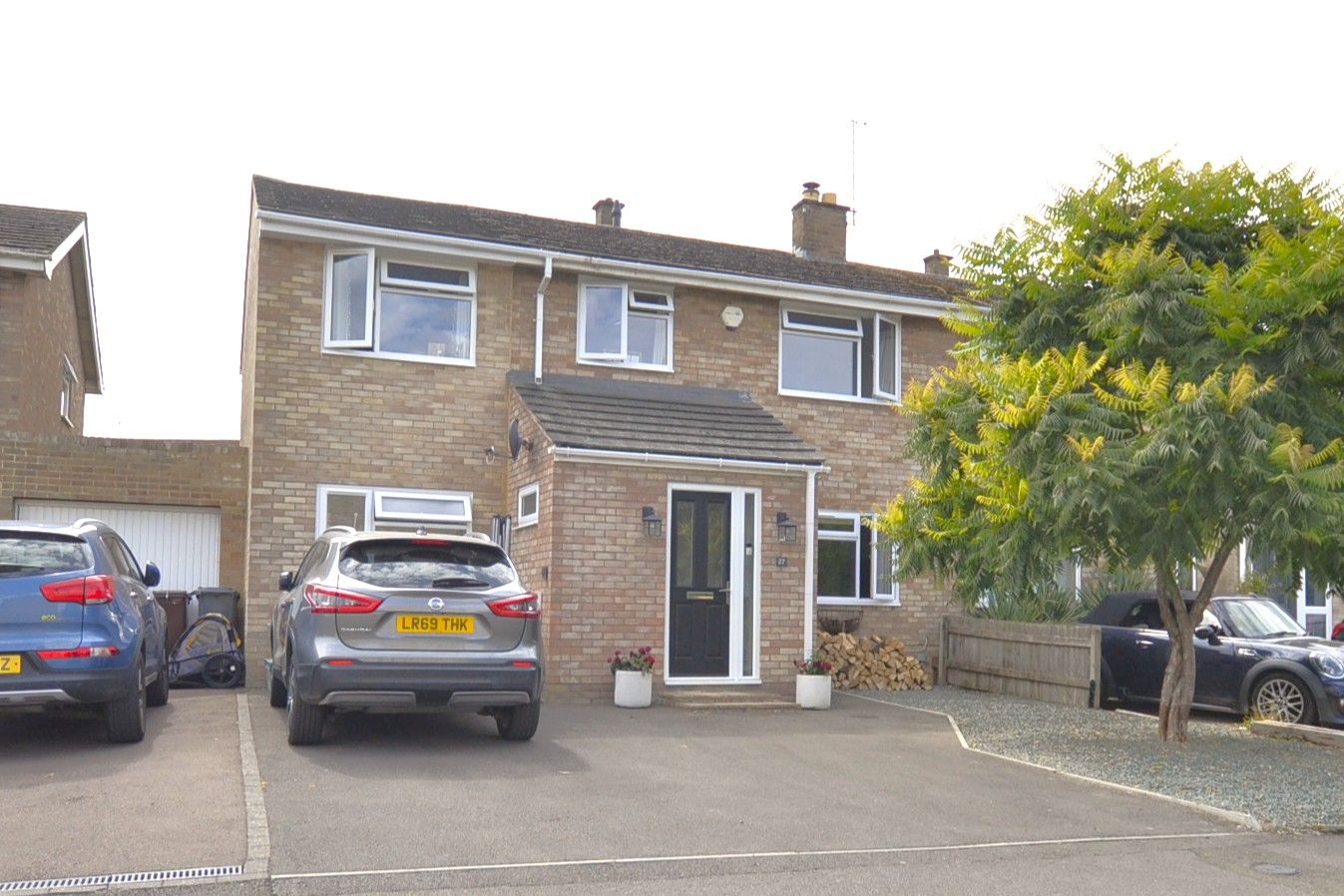 Semi Detached House in Gloucester