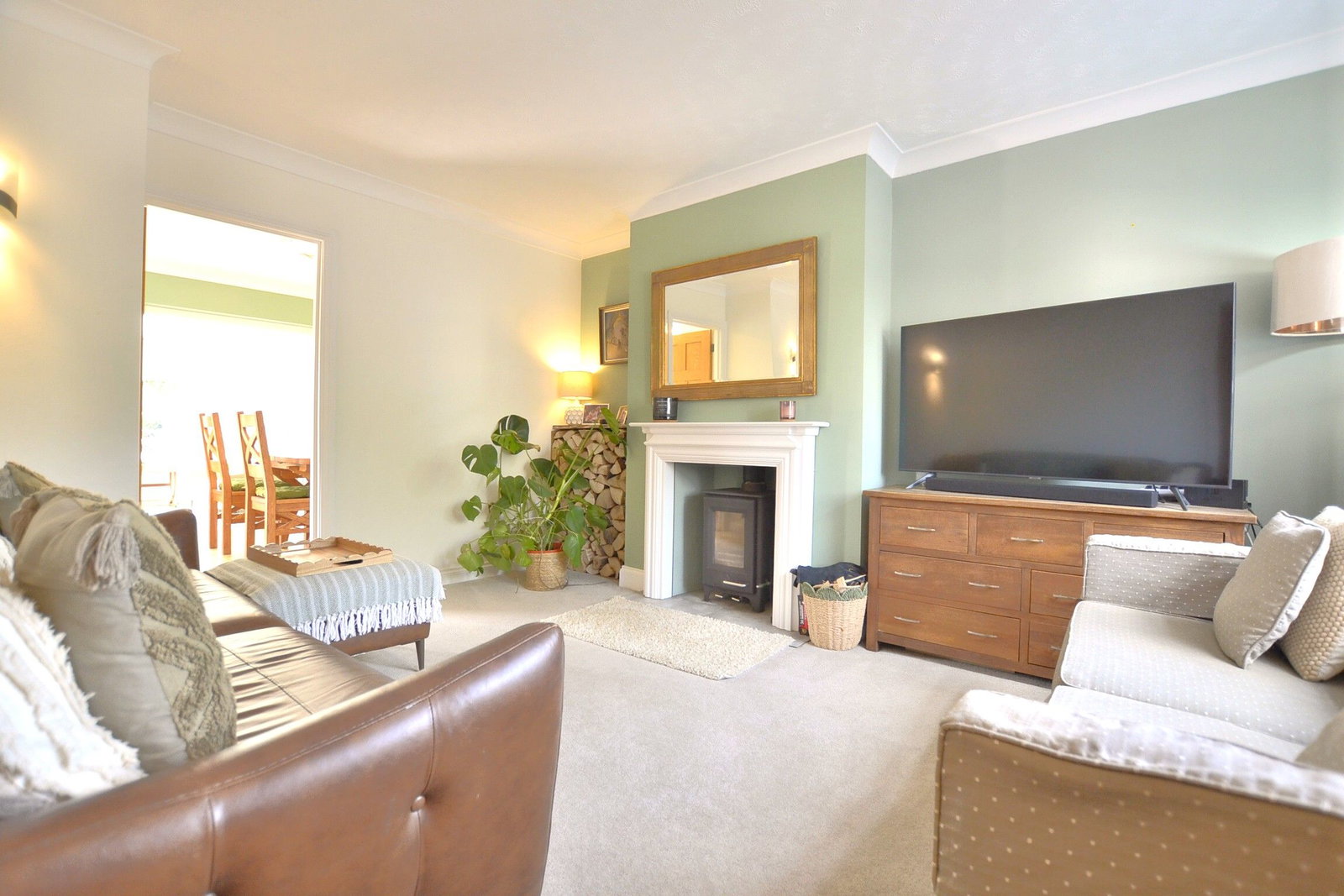 Semi Detached House for sale in Gloucester, Woodland Green, Upton St Leonards, GL4 8AT