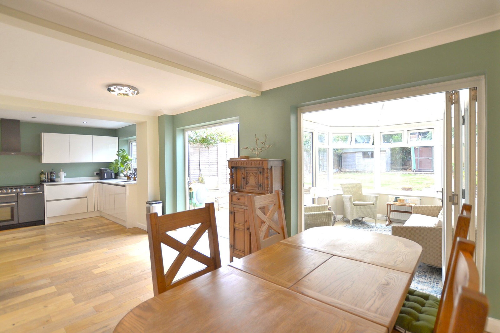 Semi Detached House in Gloucester 4