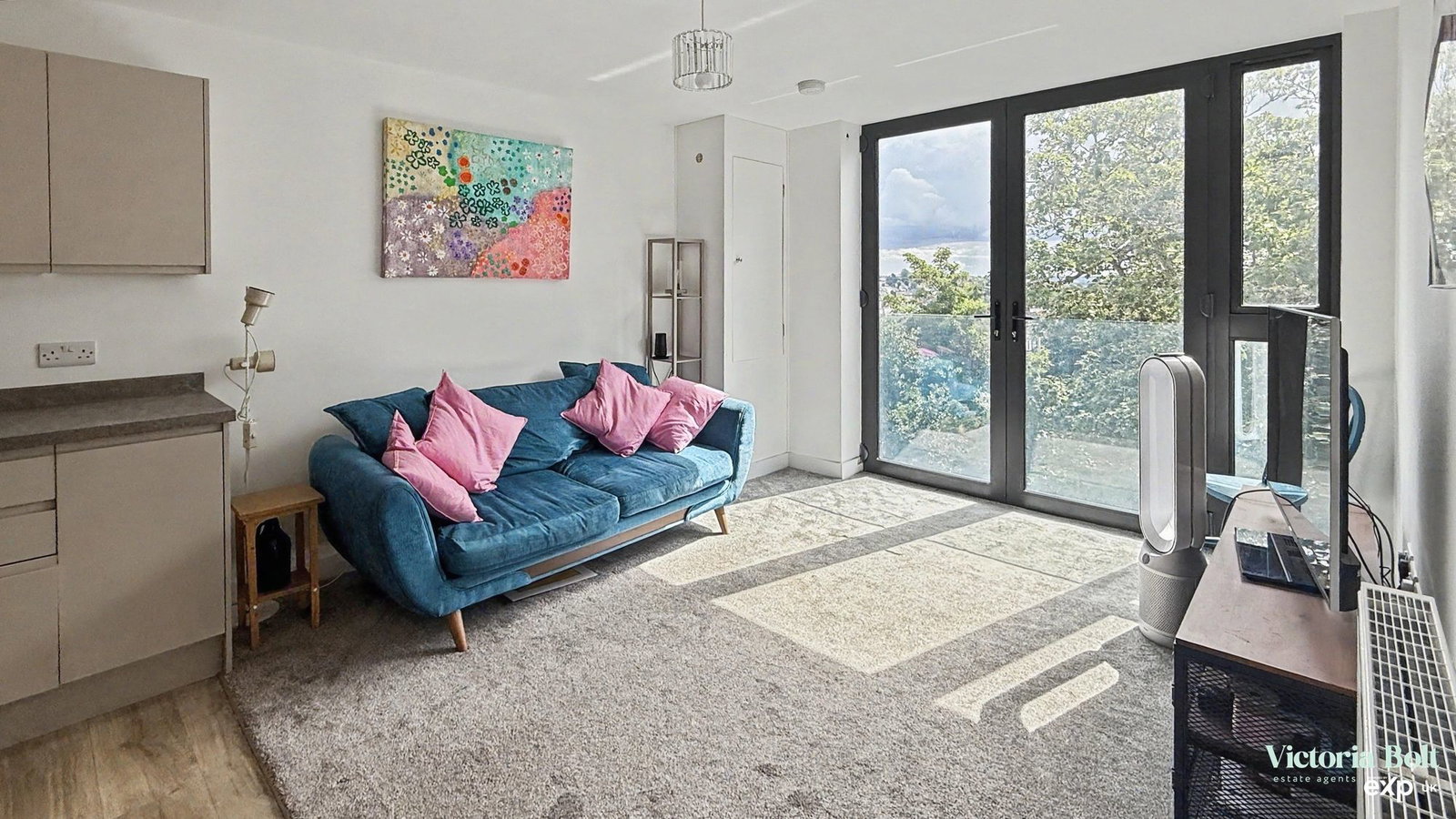 Apartment for sale in Plymouth, Sir Leonard Rogers Close, Plymouth, 430 m²