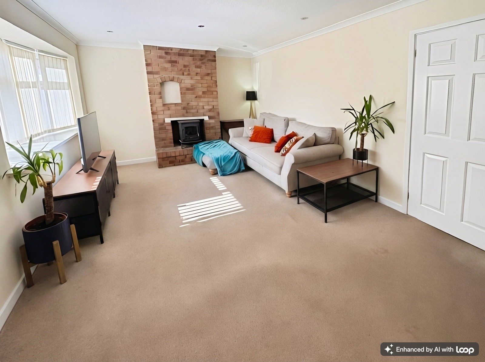 Detached House in Leicester 2