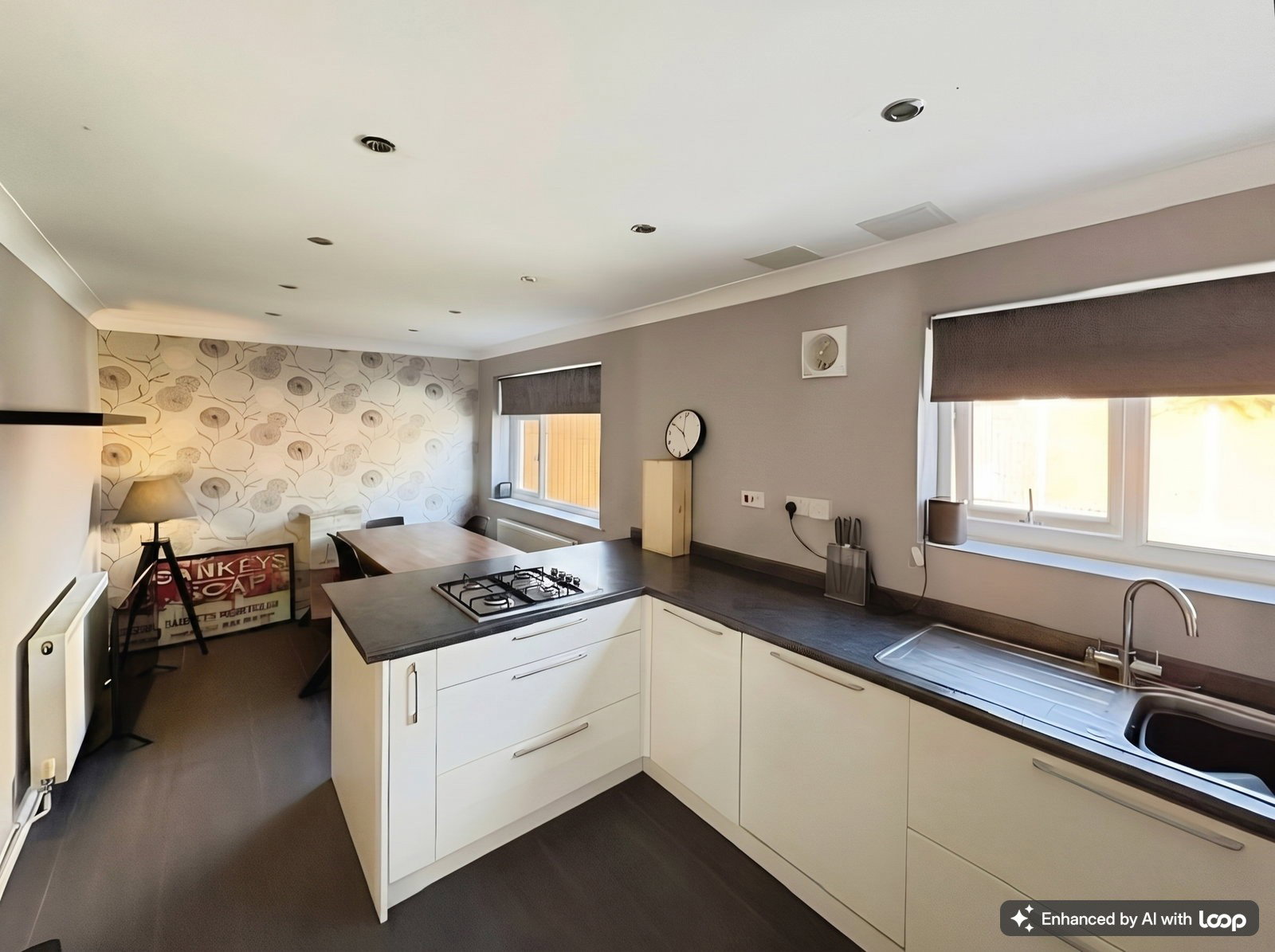 Detached House in Leicester 4