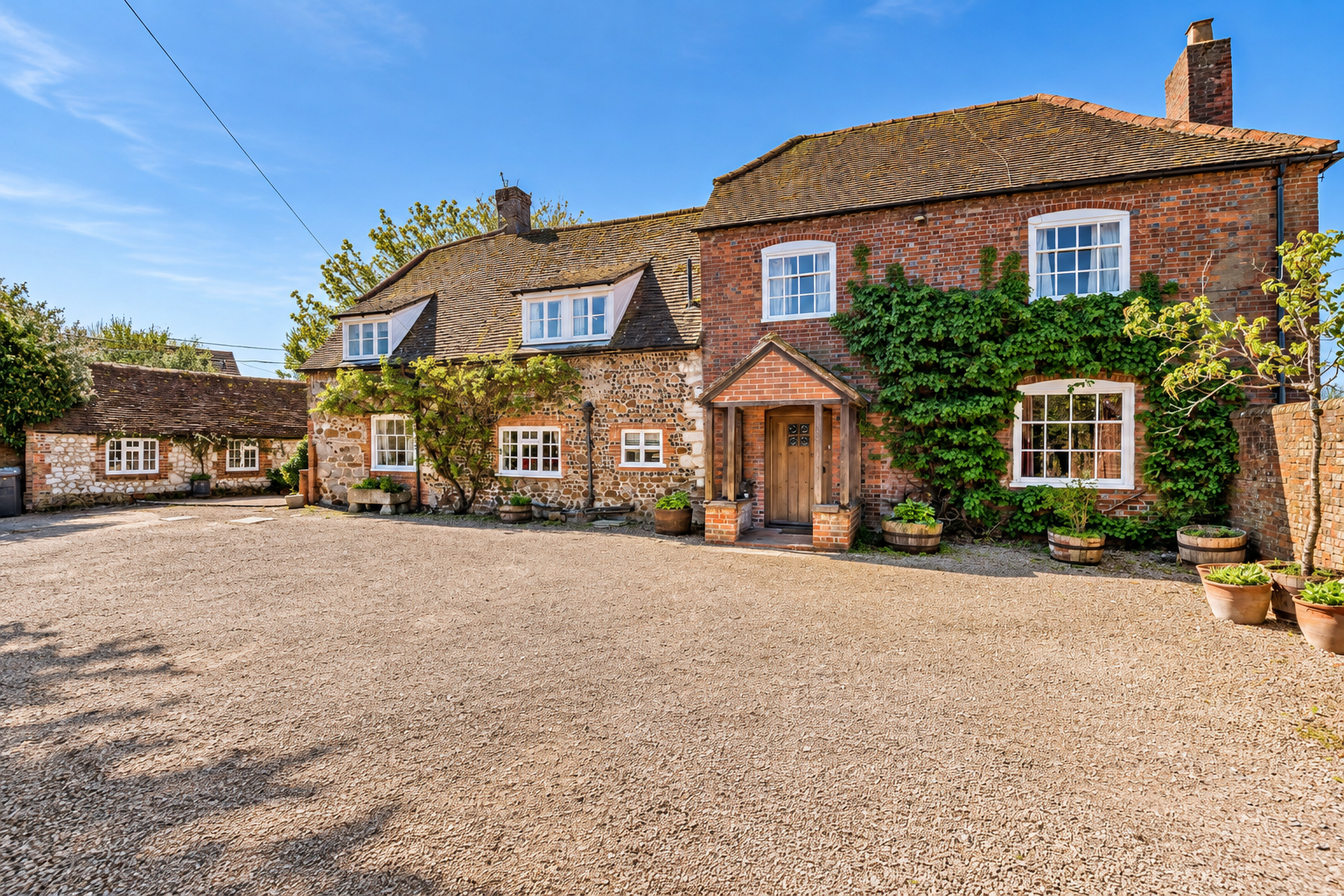 Detached House for sale in Hungerford, North Farm, Sheepdrove Hill, Lambourn, Hungerford, RG17, 3229 m²