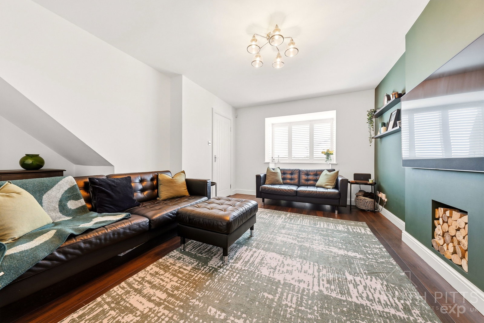 Detached House in Pontefract 5