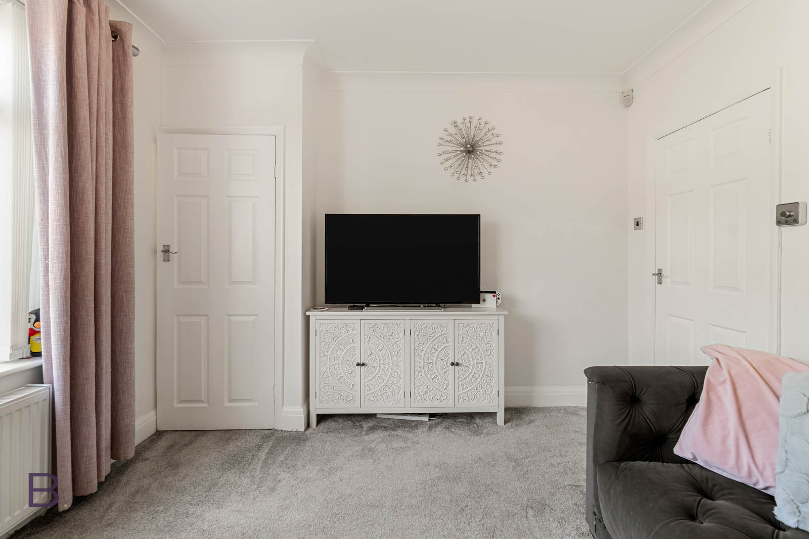 Semi Detached House in Bradford 5