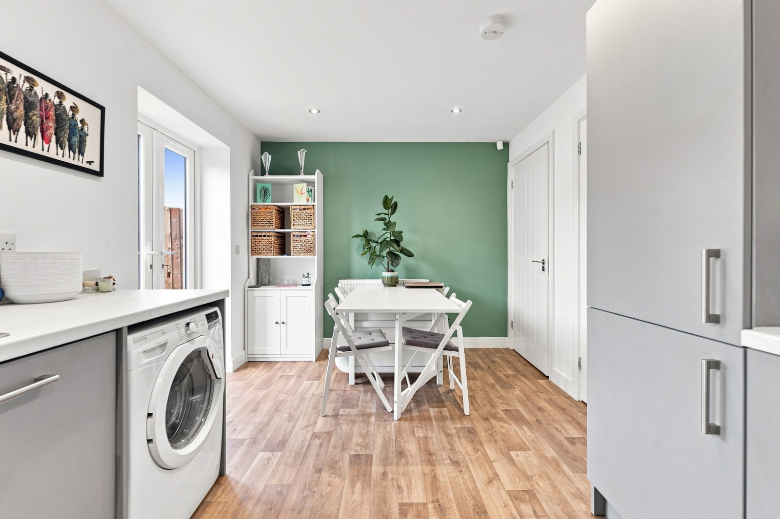 Semi Detached House for sale in Nottingham, Draper Close, Radcliffe on Trent, NG12, 882 m²