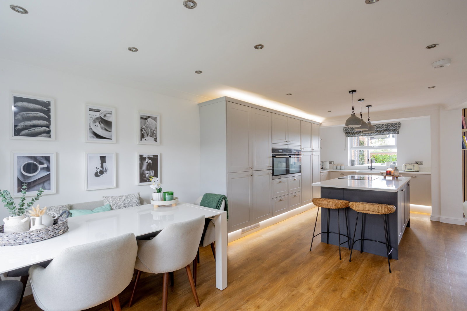 Detached House for sale in York, Hall Close, Wheldrake, York, YO19 6GB, 2228 m²