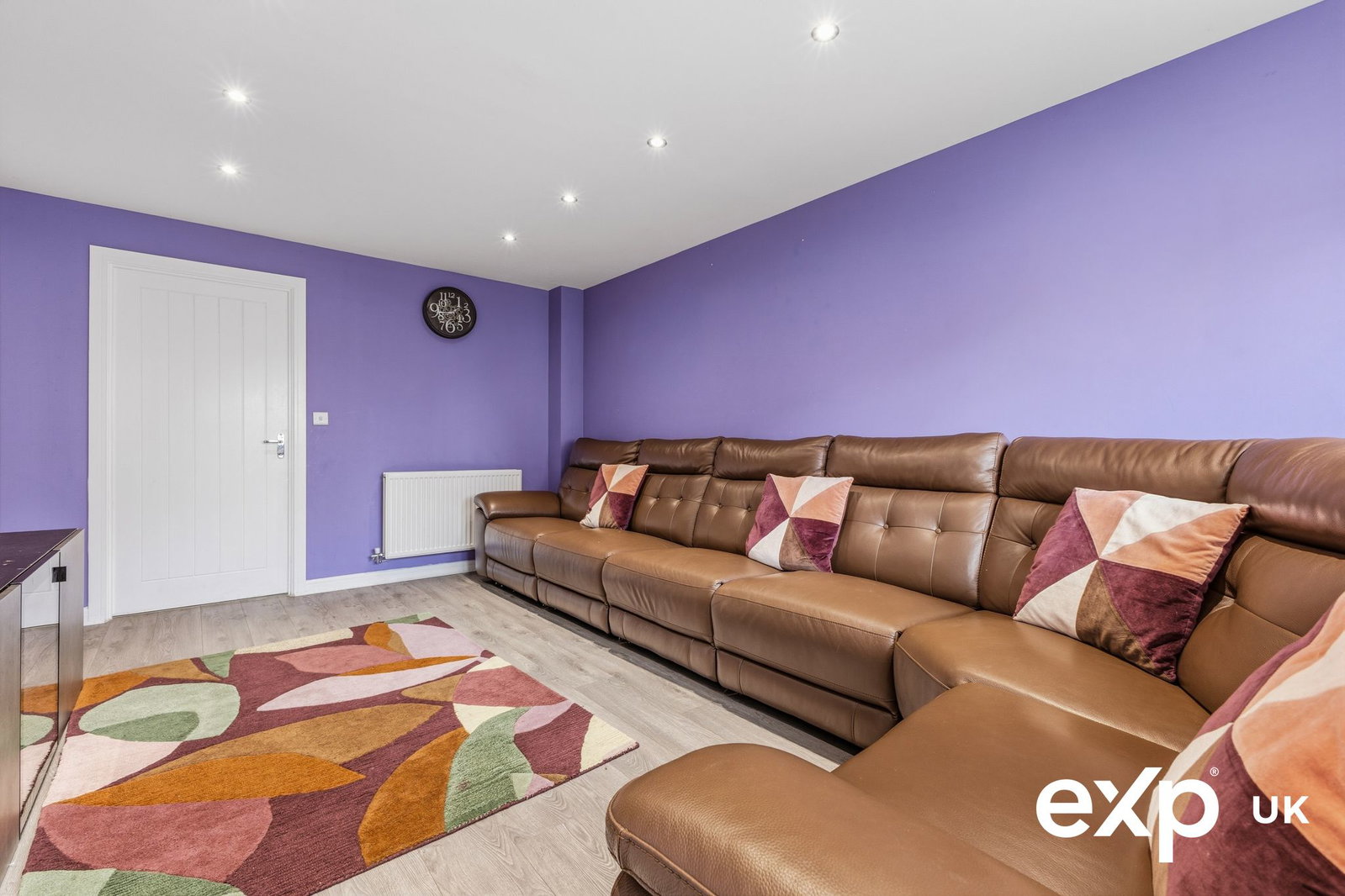 Detached House for sale in Nottingham, Regina Drive , Nottingham, NG8 3NP, 1110 m²
