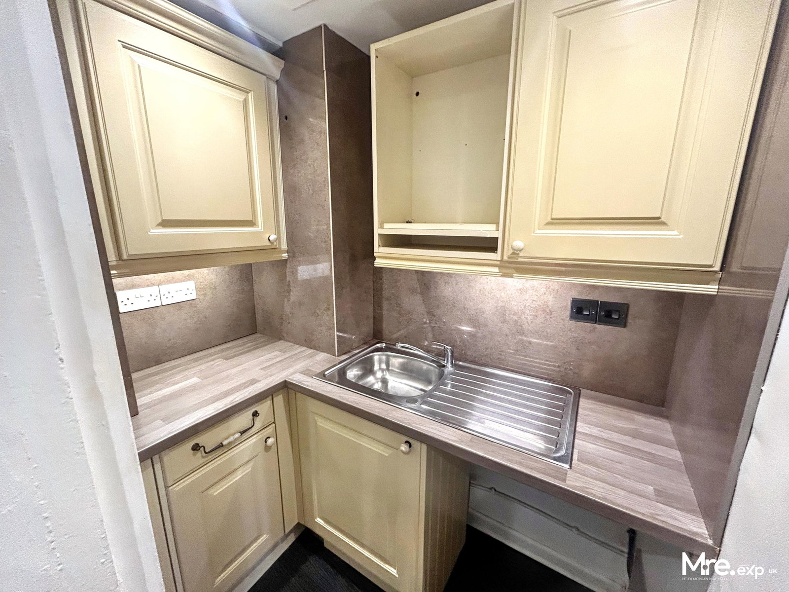 Terraced House for sale in Neath, Windsor Road, Neath, SA11 1NG