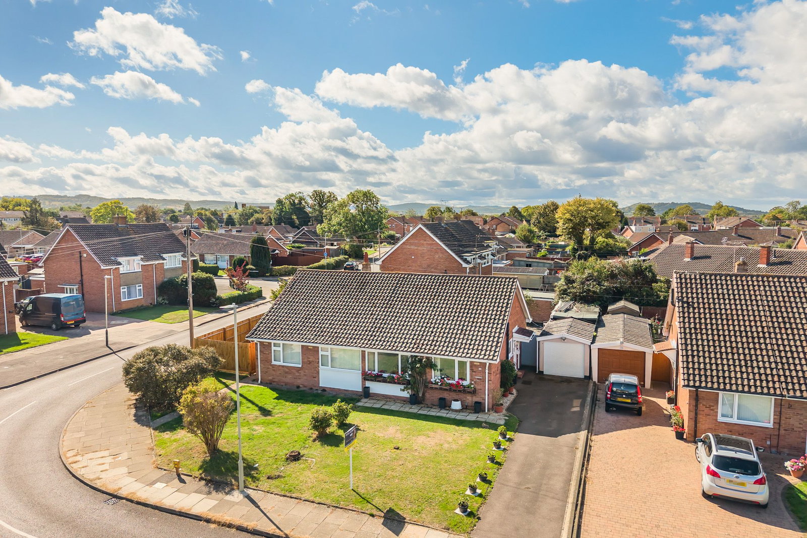 Semi Detached Bungalow for sale in Cheltenham, Dunster Road, Springbank, Cheltenham, GL51